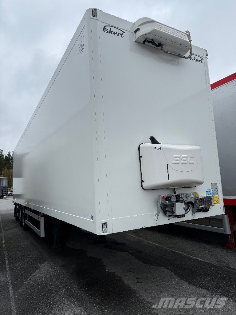 Ekeri HCT duo2 puolikas - VUOKRATTAVANA Furgoonpoolhaagised