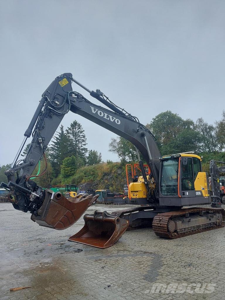 Volvo ECR235EL Гусеничные экскаваторы