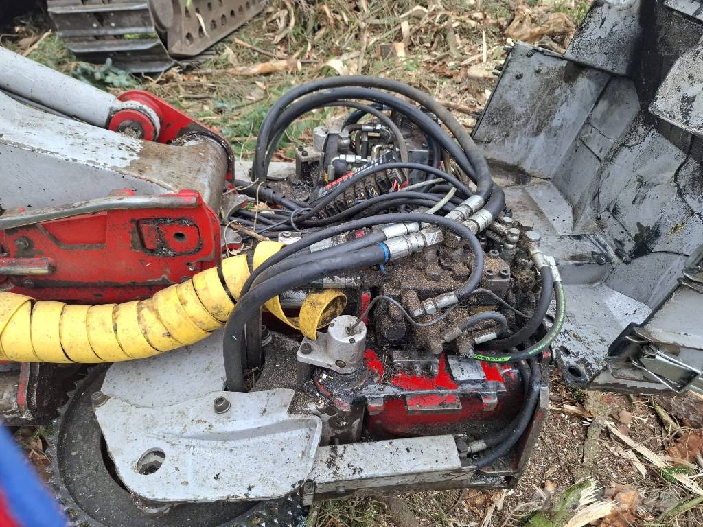 Log Max 7000 Twin Harvester Head Harvesterit