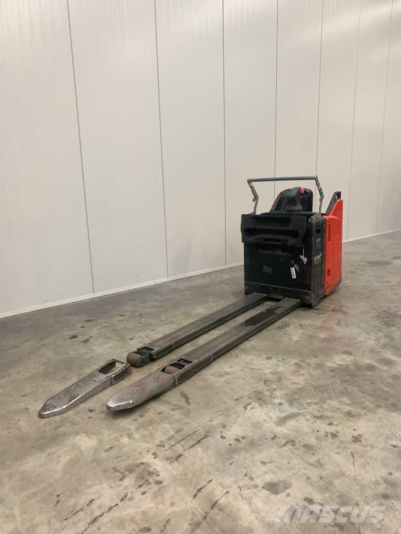 Linde T25SP Lavansiirtotrukit ajotasolla