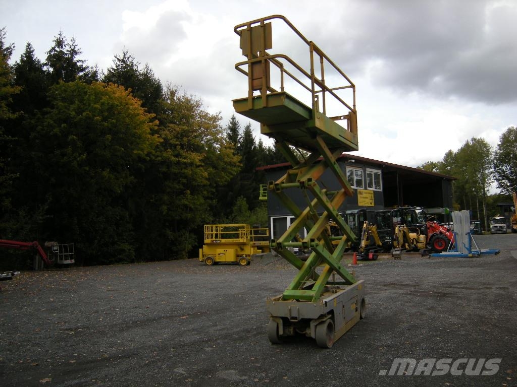 Genie GS 2032 (ID4904) Scheren-Arbeitsbühnen