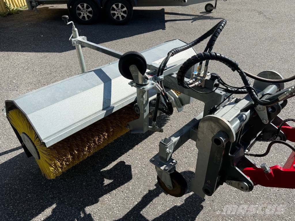 Siringe Frontsop ST 1700 Hydraulisk Sopvals 1700mm SMS كناسات