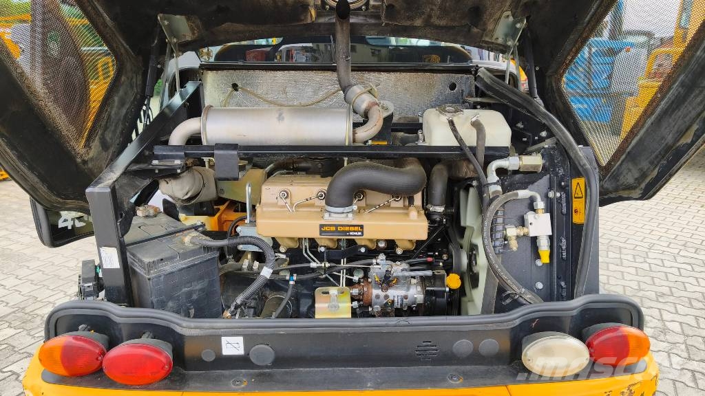 JCB 406 لوادر بعجل