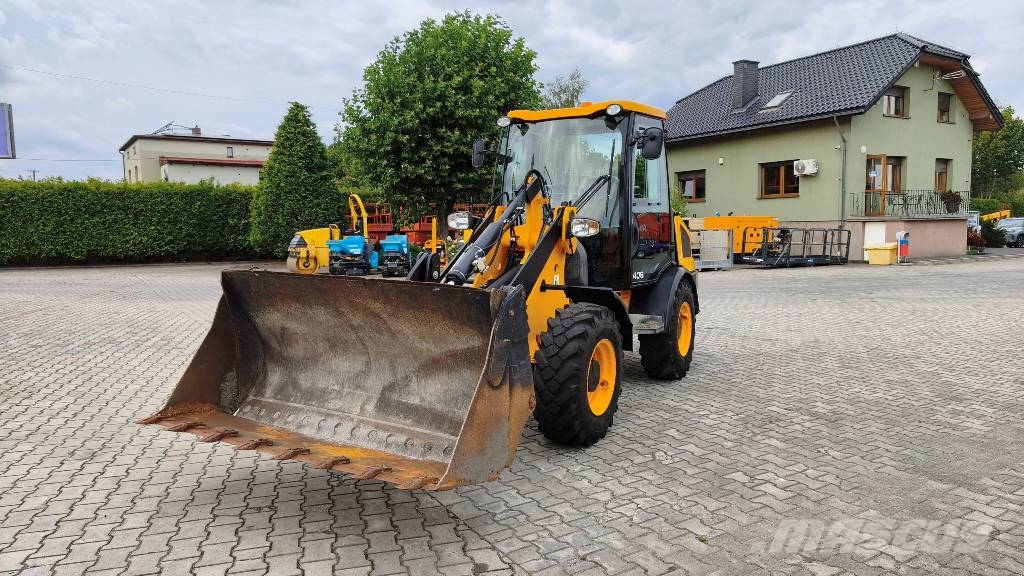 JCB 406 لوادر بعجل