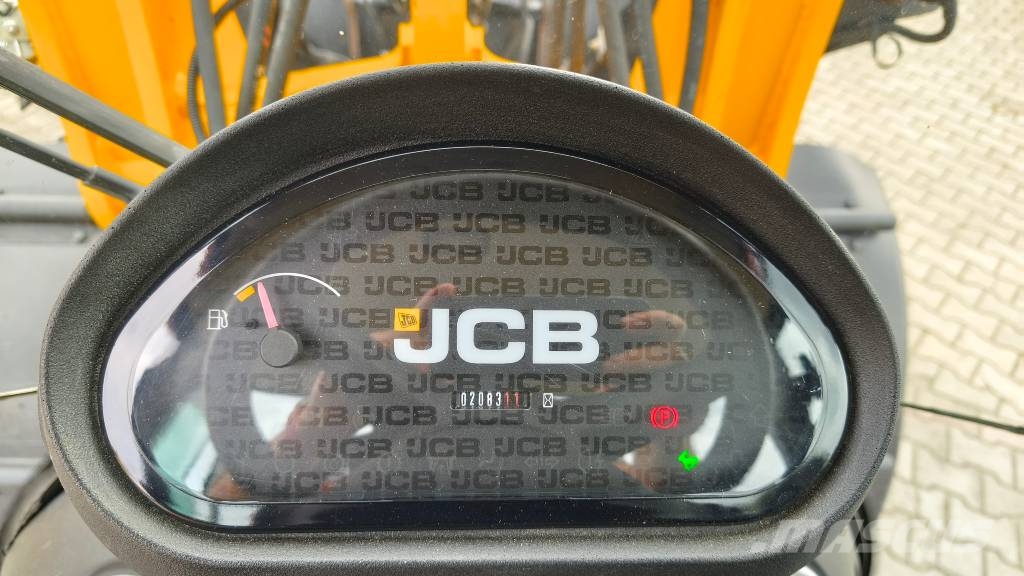 JCB 406 لوادر بعجل