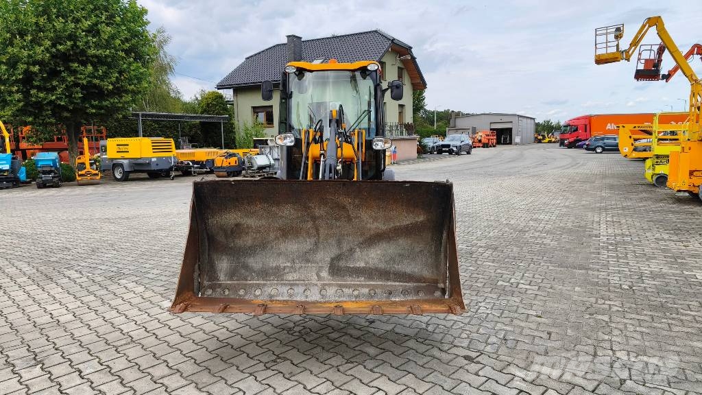 JCB 406 لوادر بعجل