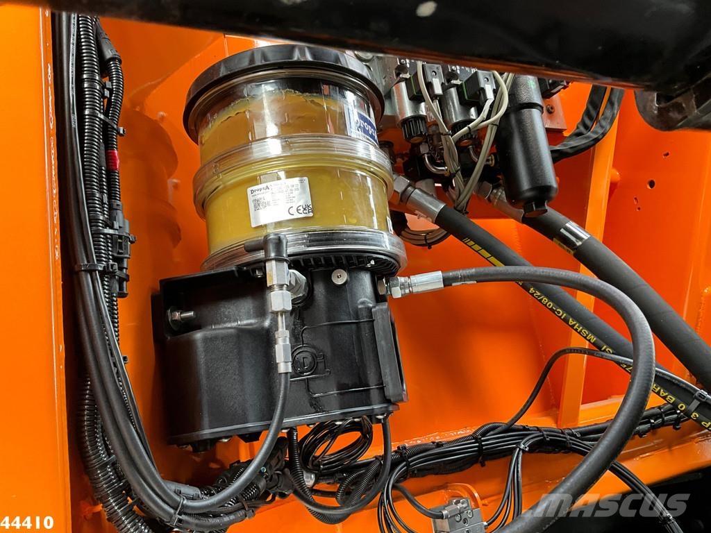 DAF FAN XD 340 Euro 6 Hiab 23 Tonmeter laadkraan شاحنات المخلفات