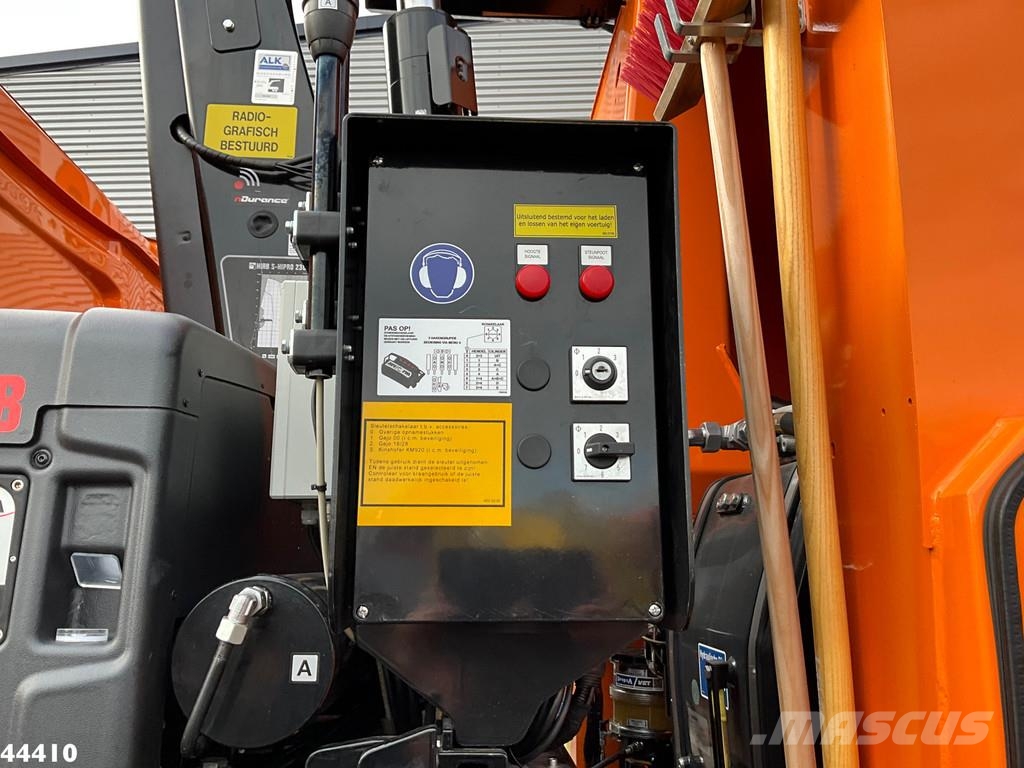 DAF FAN XD 340 Euro 6 Hiab 23 Tonmeter laadkraan شاحنات المخلفات