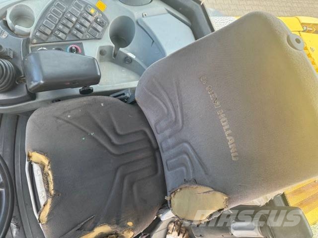 New Holland W 110 B Chargeuse sur pneus
