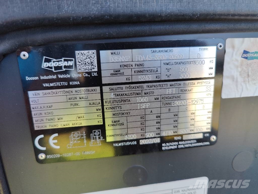 Doosan D35 NXP dieseltrukki Dizel forkliftler