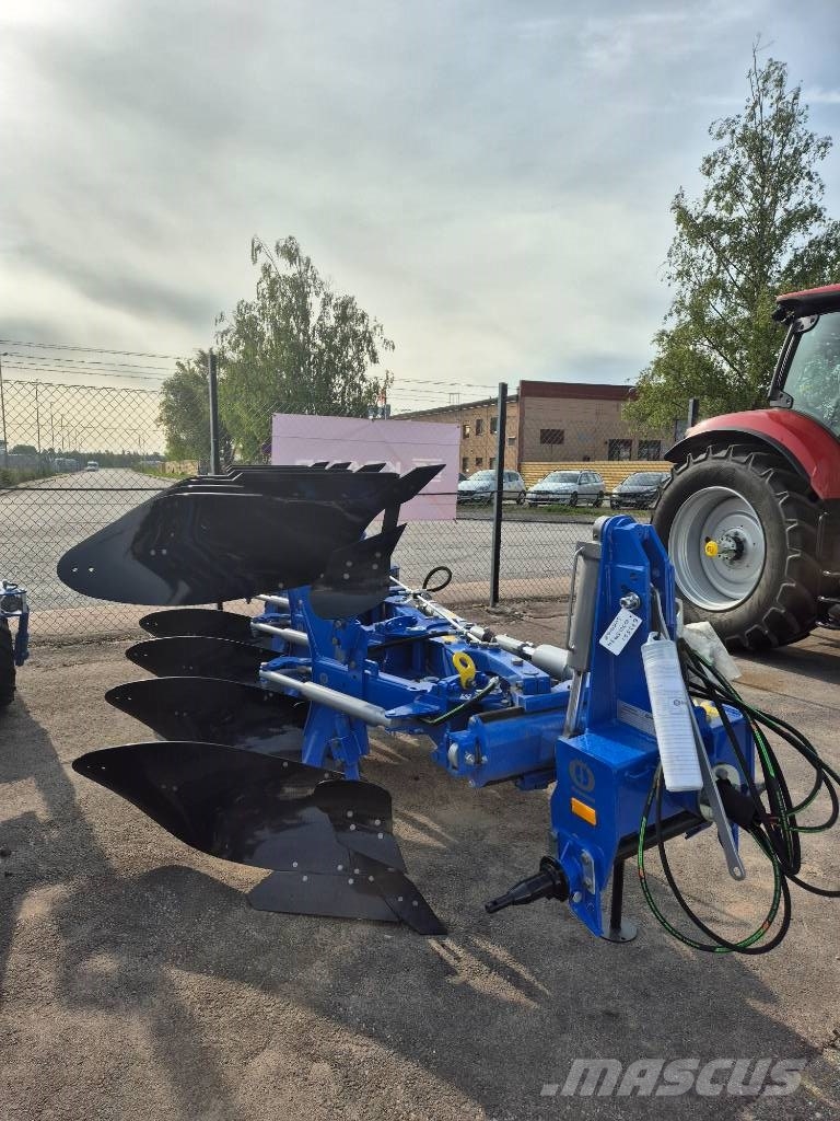Överum CX4975 ny! Wendepflüge