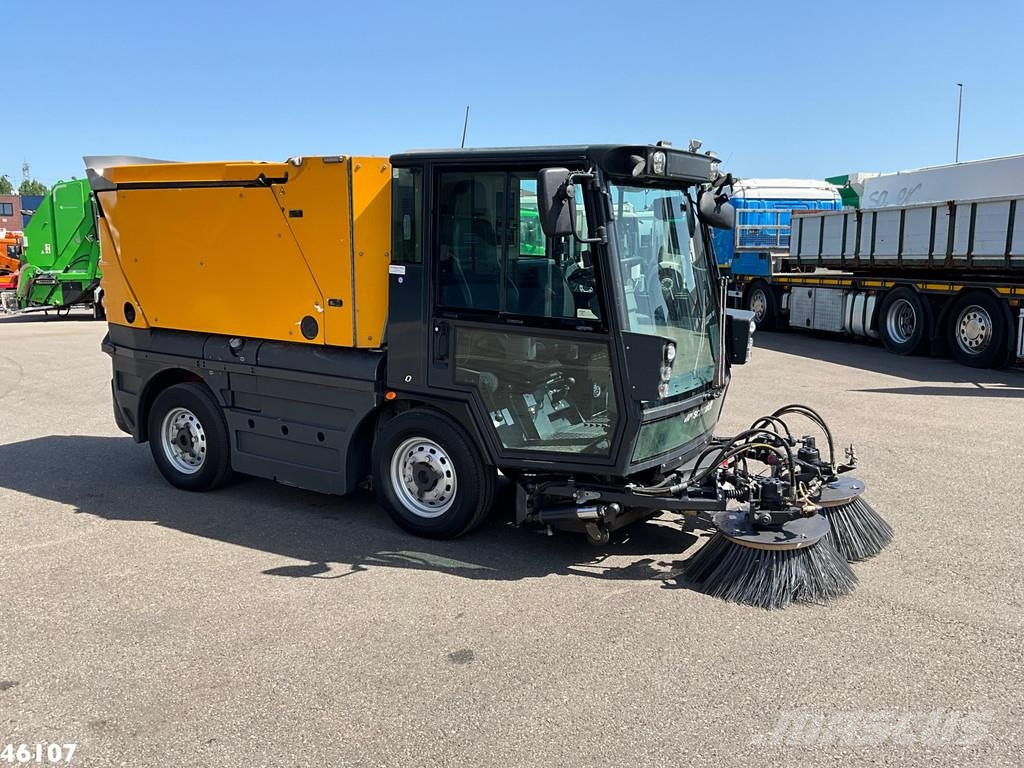 Schmidt Compact 200 Euro 6 Kehrmaschine