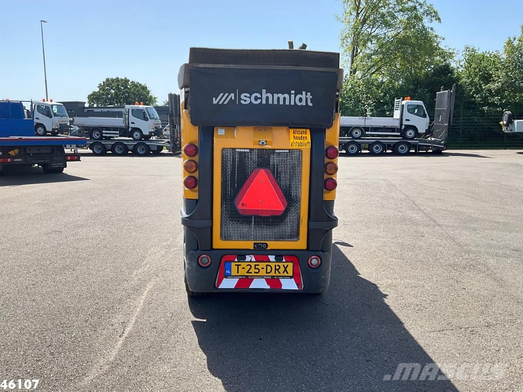 Schmidt Compact 200 Euro 6 Kehrmaschine