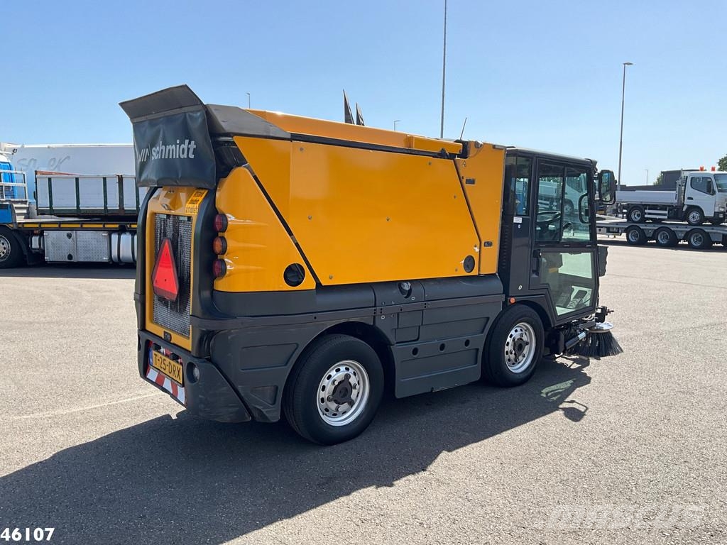 Schmidt Compact 200 Euro 6 Kehrmaschine