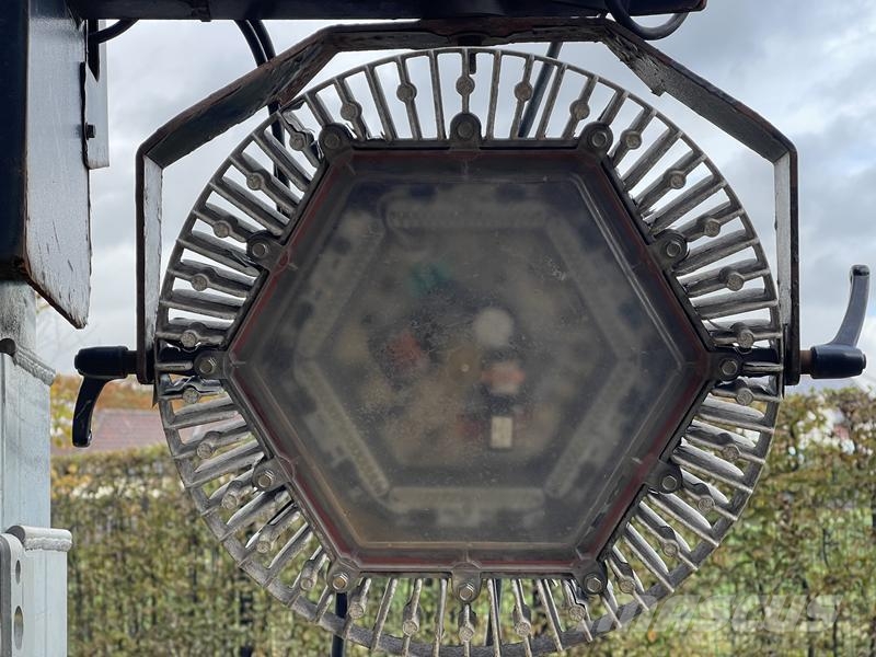 Tower Light VB 9 LED 照明燈