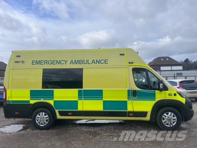 Fiat Ducato A&E Fiat Ducato A&E Vehicle with Stryker Pr Ambulancias