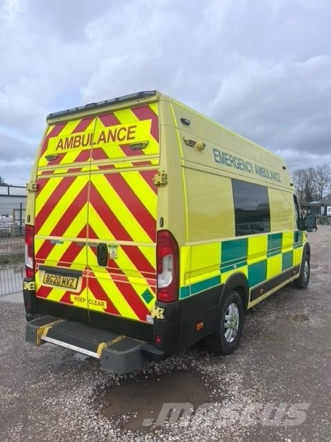 Fiat Ducato A&E Fiat Ducato A&E Vehicle with Stryker Pr Ambulancias