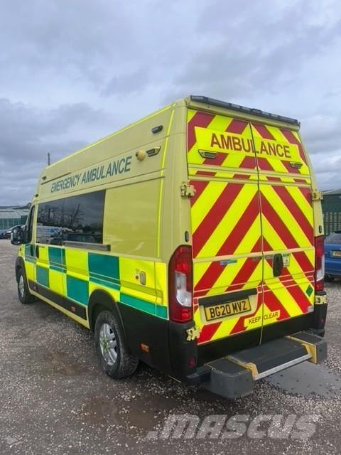 Fiat Ducato A&E Fiat Ducato A&E Vehicle with Stryker Pr Ambulancias