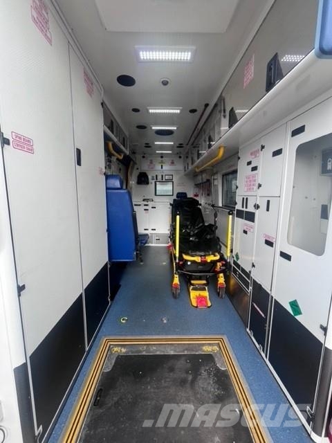 Fiat Ducato A&E Fiat Ducato A&E Vehicle with Stryker Pr Ambulancias