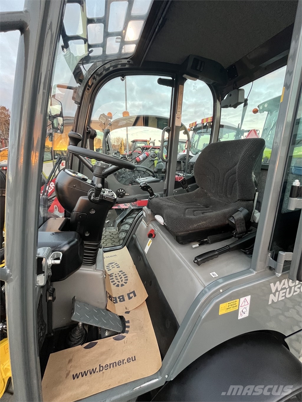 Wacker Neuson WL 25 SMS-fäste Skid steer mini utovarivači