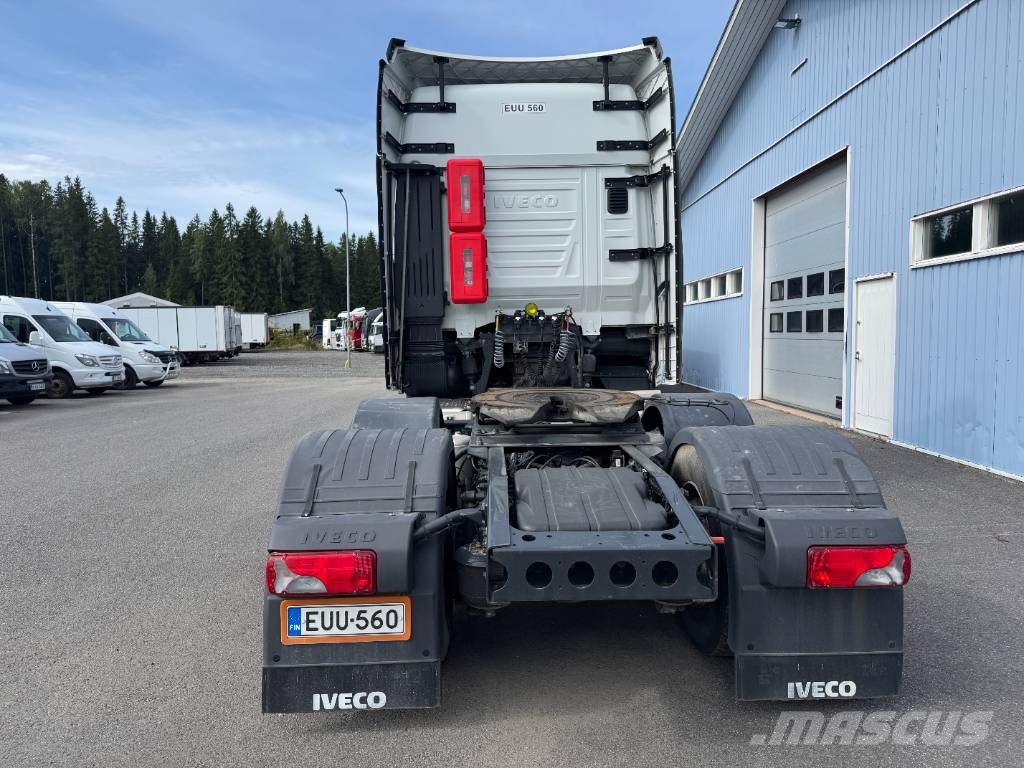 Iveco S-Way AS440S49 Naudoti vilkikai