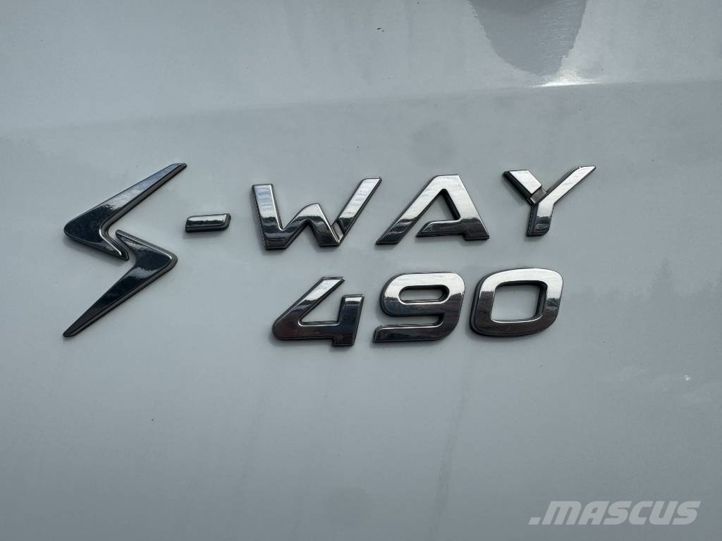 Iveco S-Way AS440S49 Naudoti vilkikai