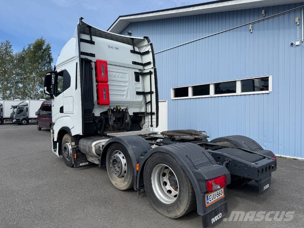 Iveco S-Way AS440S49 Naudoti vilkikai
