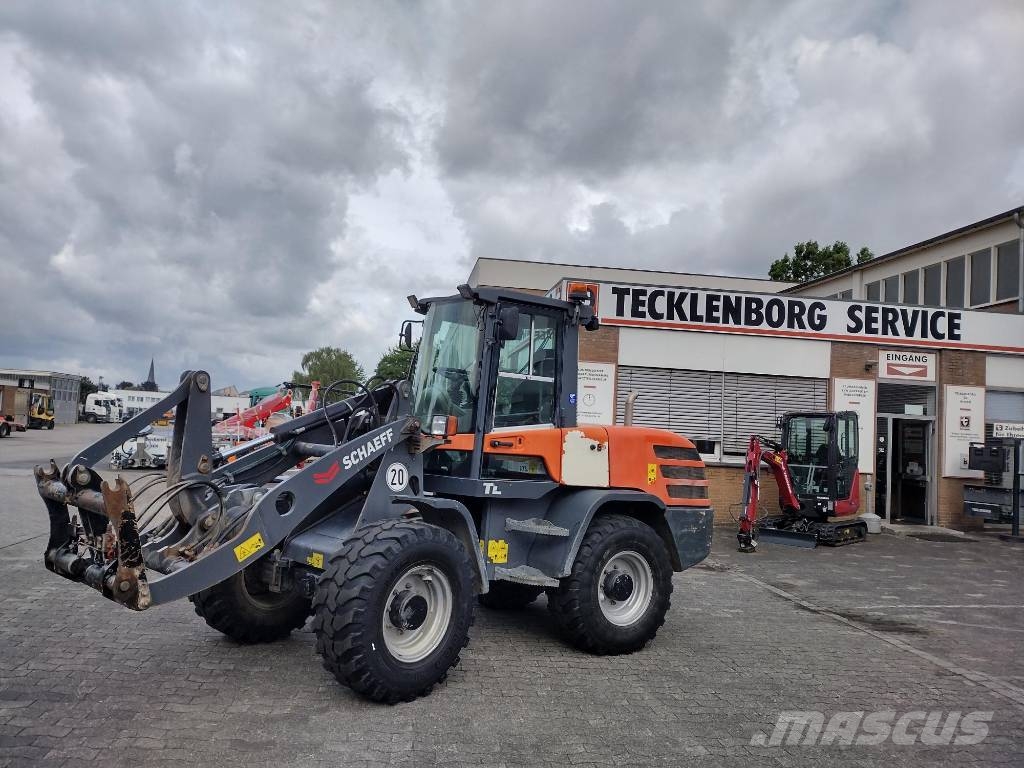 Terex Schaeff TL100 Gumikerekes homlokrakodók