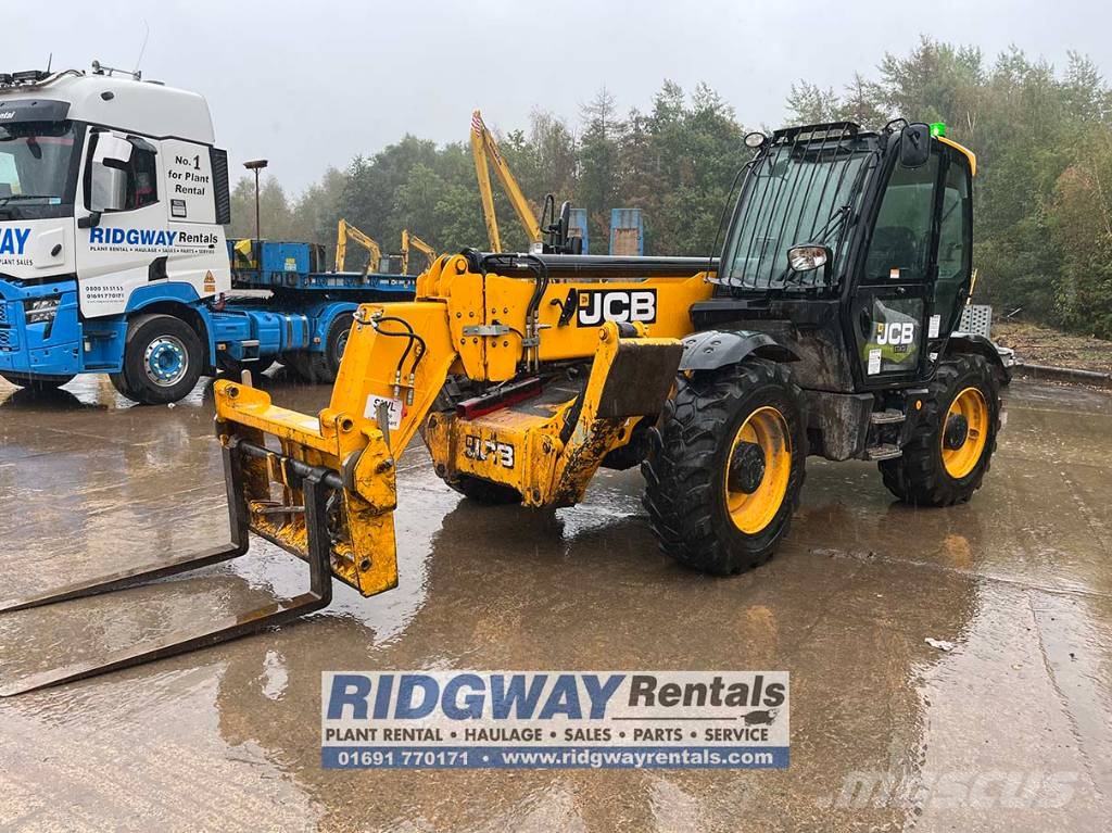 JCB 540-140 テレスコーピックハンドラー