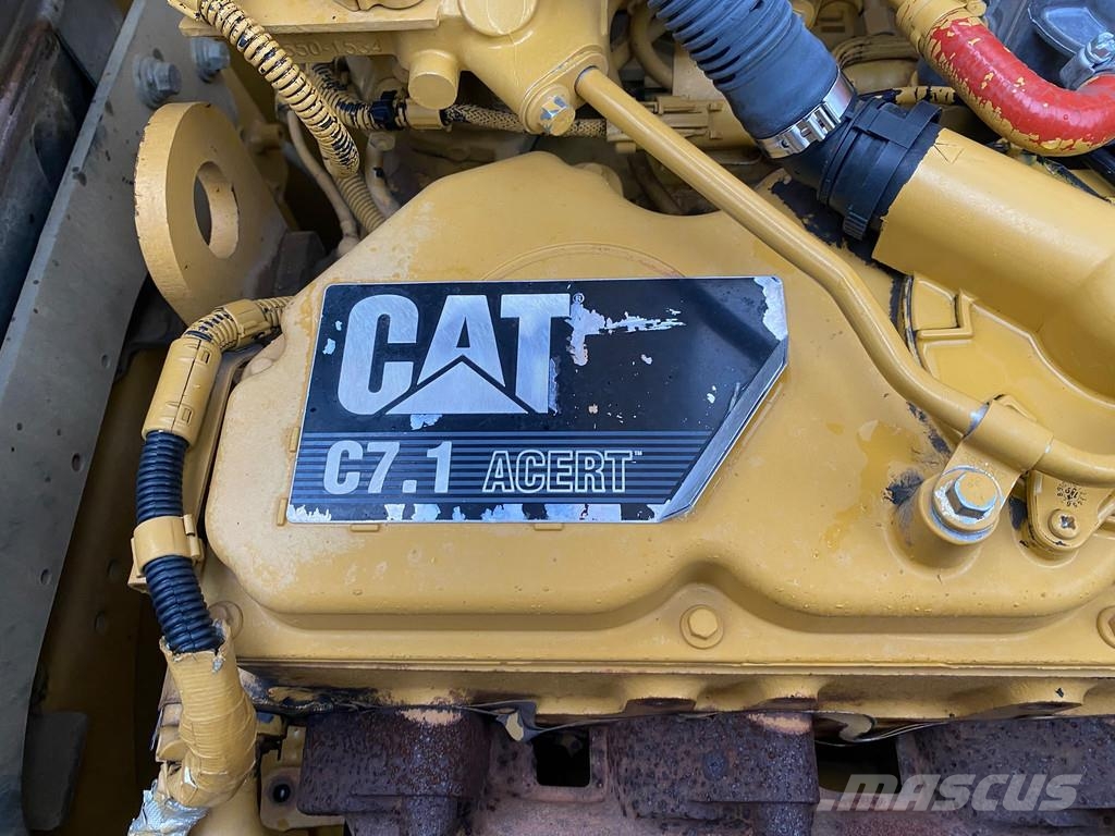 CAT 330 NG . Raupenbagger