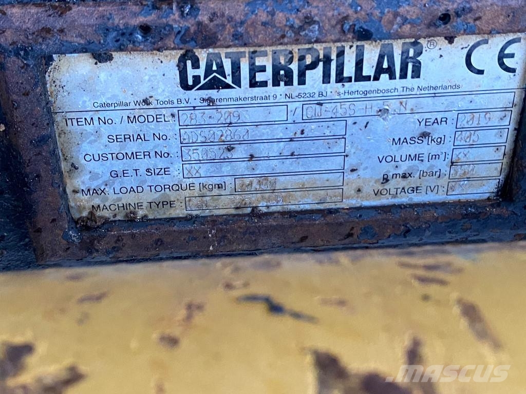 CAT 330 NG . Raupenbagger
