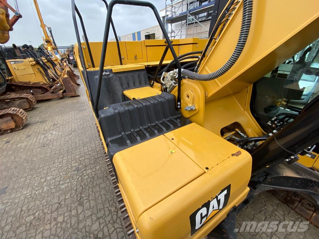 CAT 330 NG . Crawler excavators