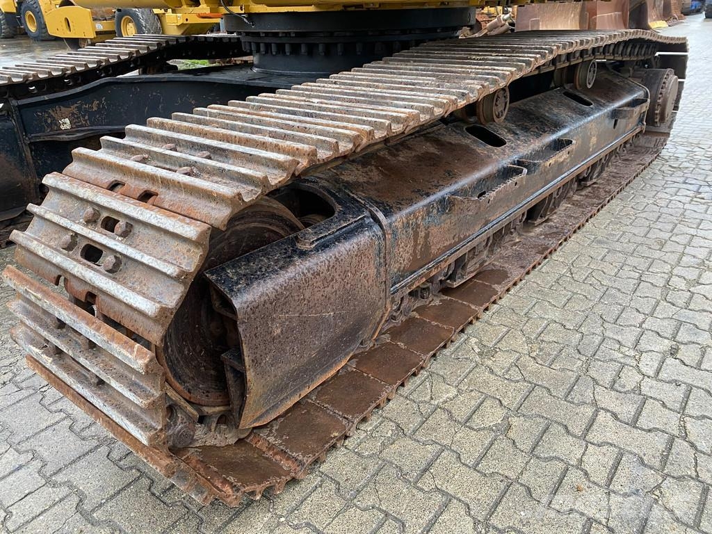 CAT 330 NG . Crawler excavators