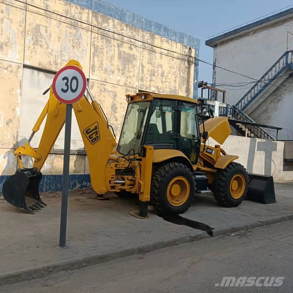 JCB 4CX Ekskavaatorlaadurid