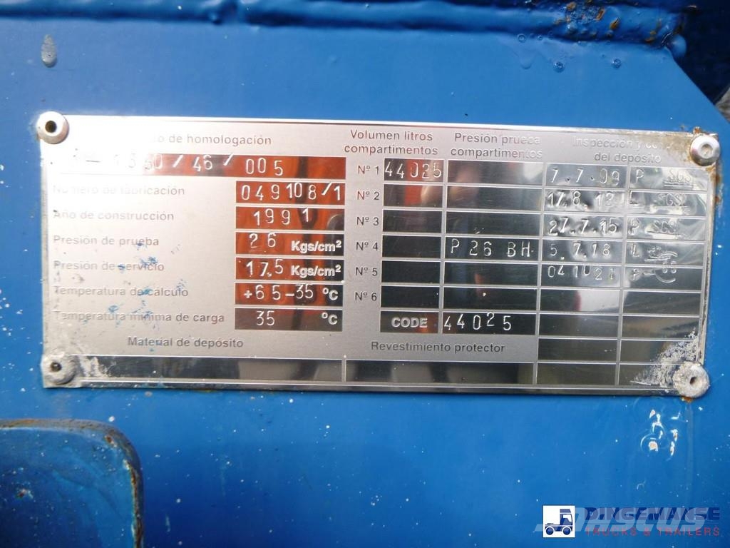 TCSA Gas tank steel 44 m3 / 1 comp Poluprikolice cisterne