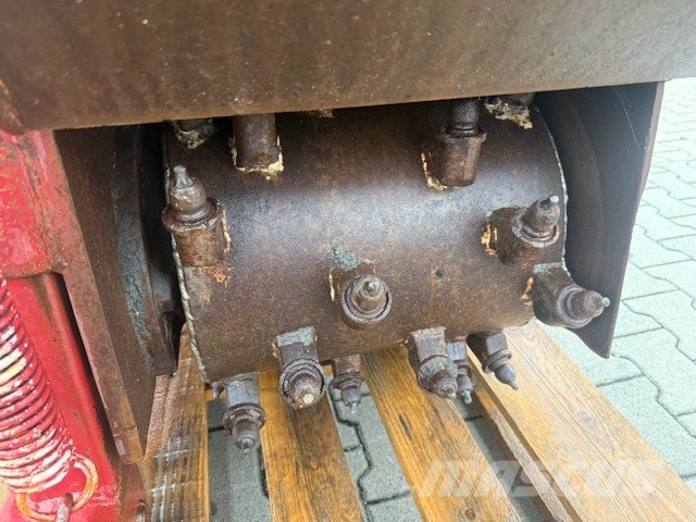 Bobcat ASF 400 Concrete Grinder Inne akcesoria