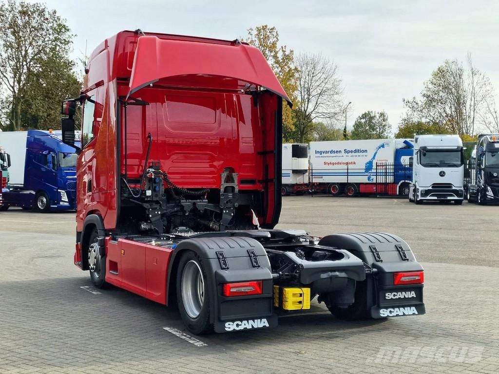 Scania S460 Highline 4x2 - Lowdeck - New - Retarder - Nig وحدات الجر