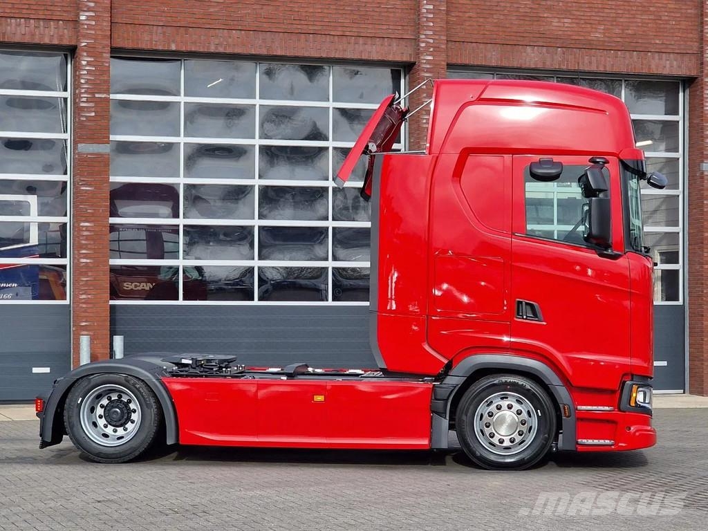 Scania S460 Highline 4x2 - Lowdeck - New - Retarder - Nig وحدات الجر