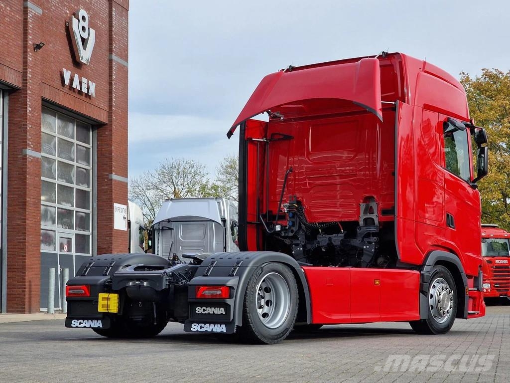 Scania S460 Highline 4x2 - Lowdeck - New - Retarder - Nig وحدات الجر