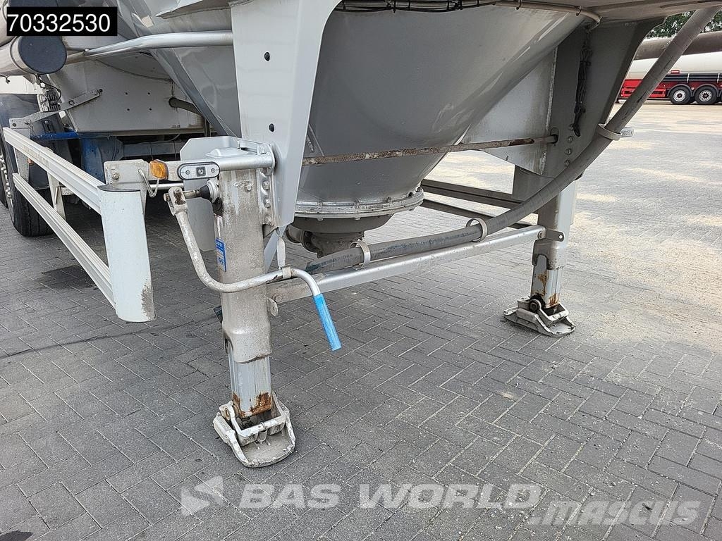 Spitzer SFS 2x Liftachse 39m3 Cement Tankopleggers