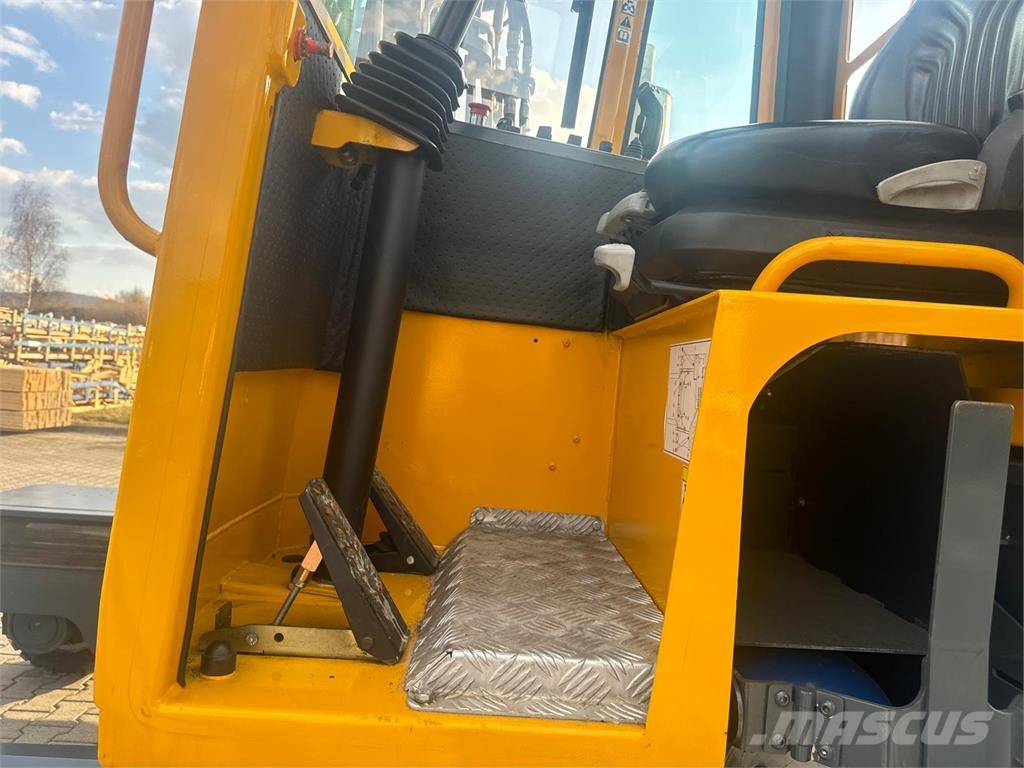 Combilift C6000 //LPG // 2017 year // Very good condition Four-way truck