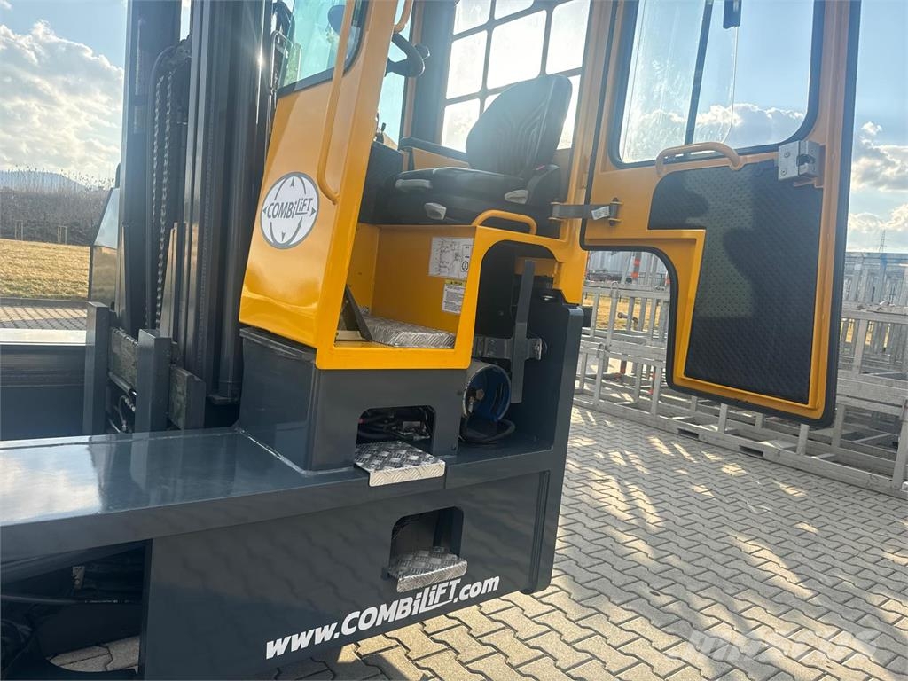 Combilift C6000 //LPG // 2017 year // Very good condition Four-way truck
