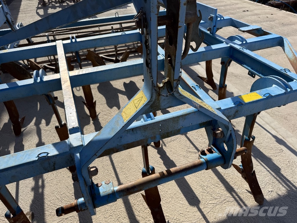 Lemken Karat Καλλιεργητικές μηχανές κατά γραμμές
