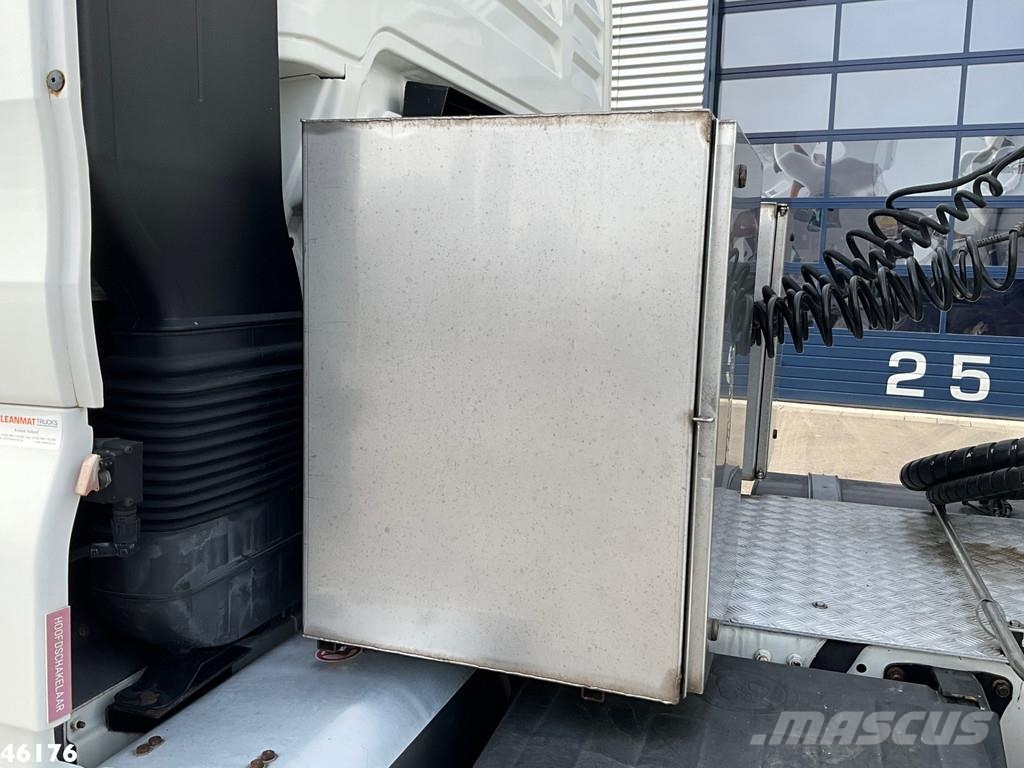 MAN TGX 18.400 ADR trekker + Burg met Bekker LaGram Va Saug- und Druckwagen