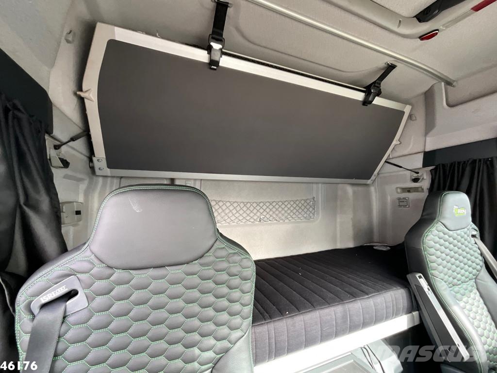MAN TGX 18.400 ADR trekker + Burg met Bekker LaGram Va Saug- und Druckwagen