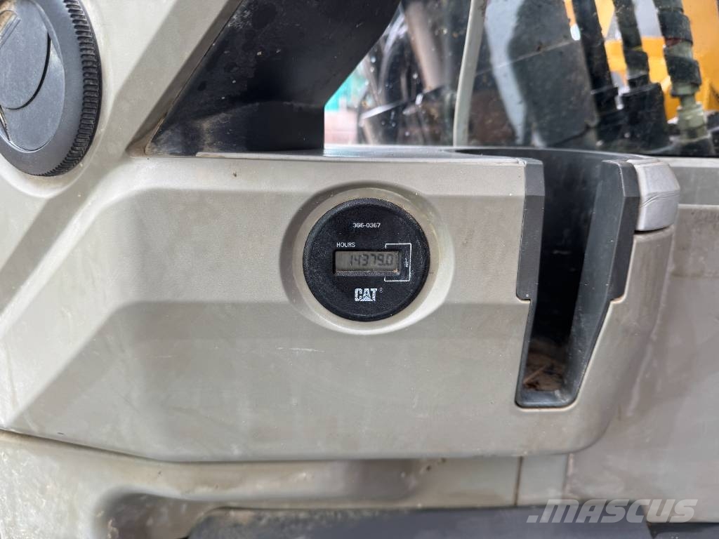 CAT 320 EL Koparki gąsienicowe