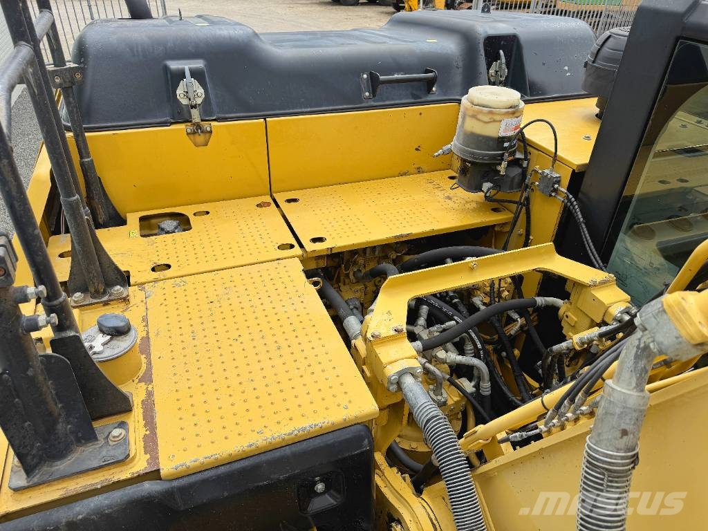 CAT 320 EL Koparki gąsienicowe