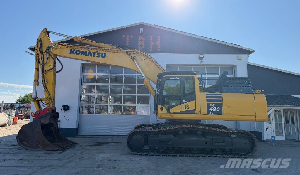 Komatsu PC 490 LC-11E0 حفارات زحافة