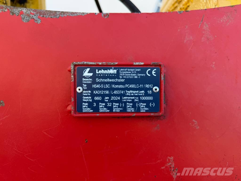 Komatsu PC 490 LC-11E0 حفارات زحافة