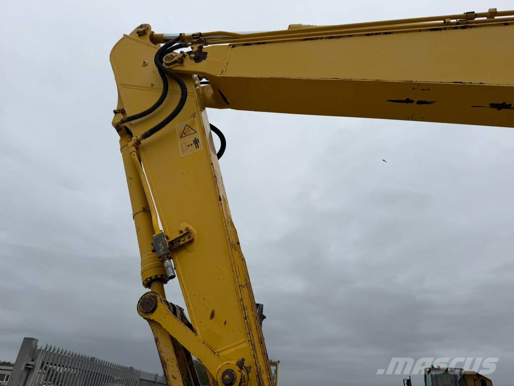 Komatsu PC 210 LC-7K Kāpurķēžu ekskavatori
